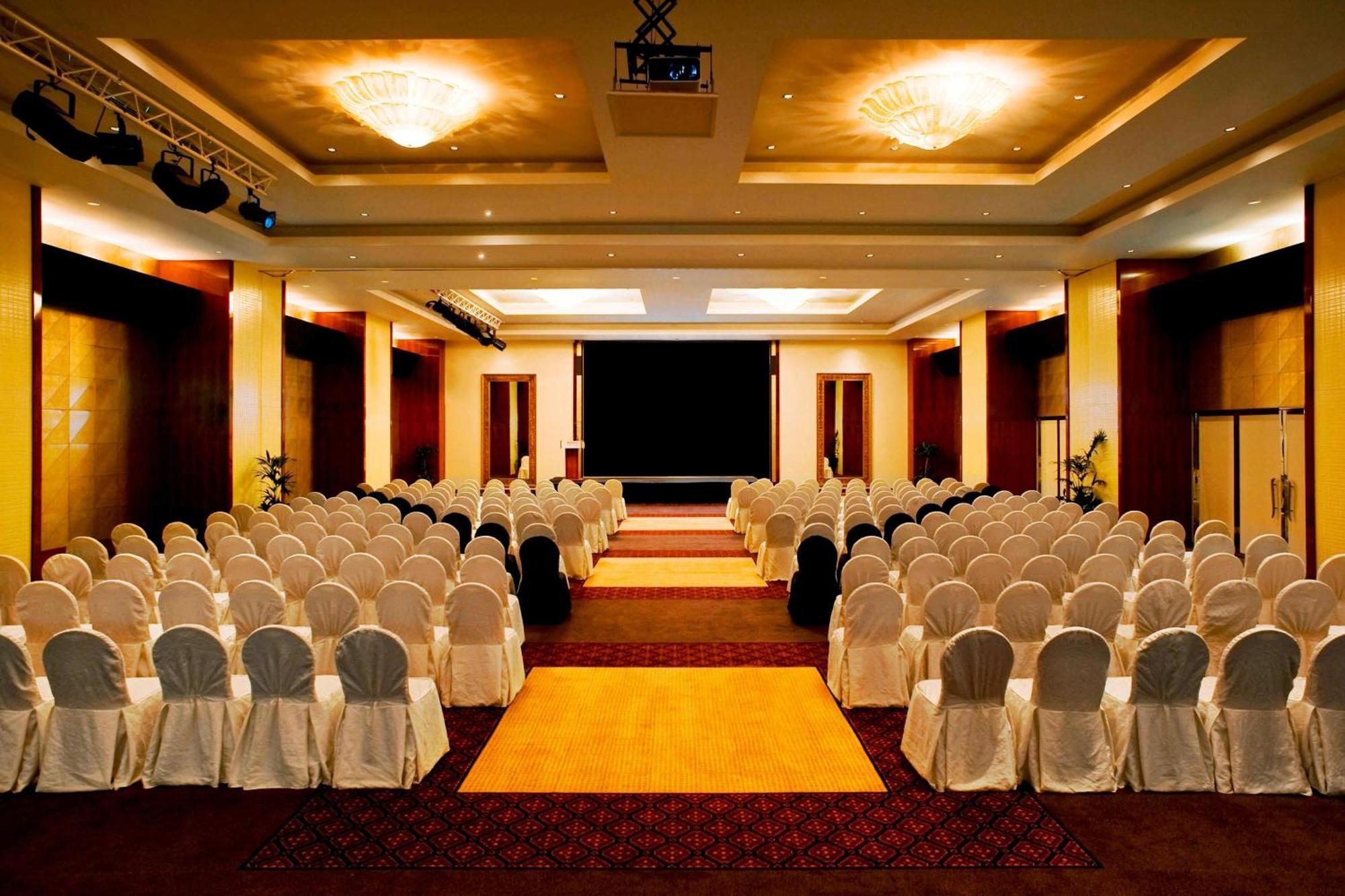 Le Meridien Al Aqah Beach Resort Esterno foto The Grand Ballroom