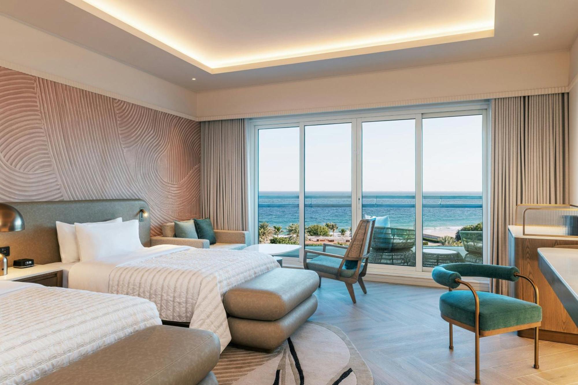 Le Meridien Al Aqah Beach Resort Esterno foto Deluxe Ocean View